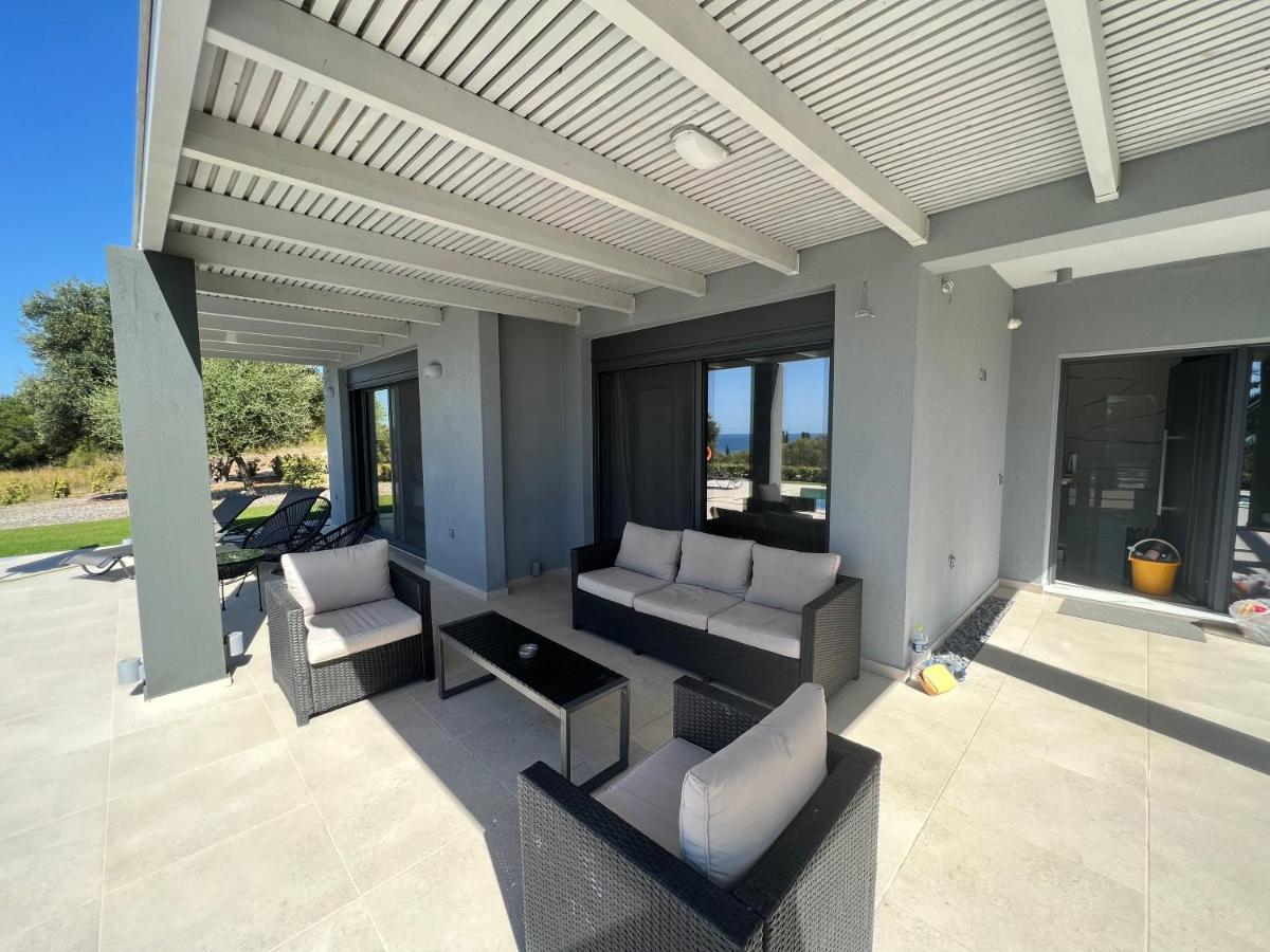 Avithos Blue Villas Svoronata Exterior photo